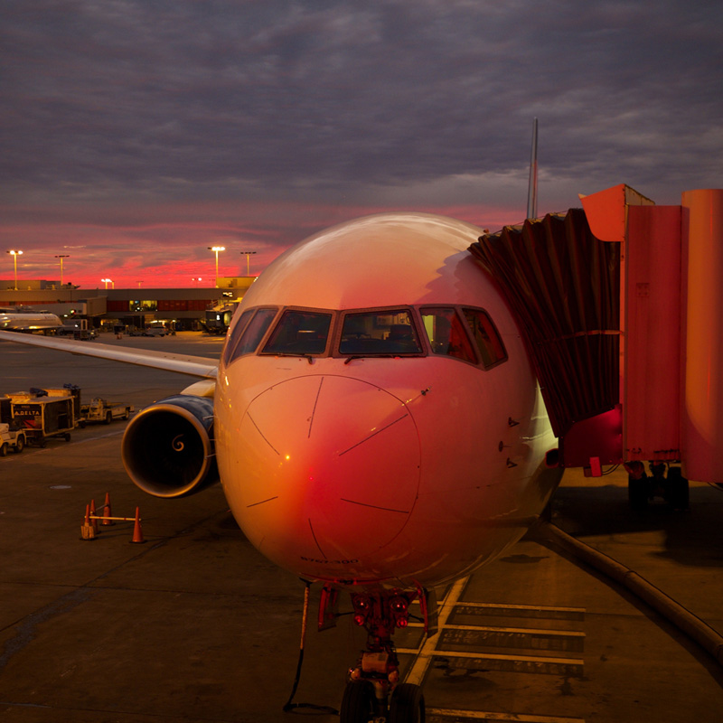 Luton Airport Taxi and Minibus Transfers from Lancaster and the surrounding Lancashire and Cumbria area, for groups of 6-16+ passengers